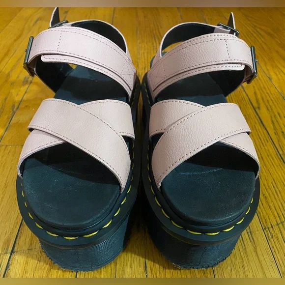 Dr. Martens: Voss II sandals - Picture 4 of 16